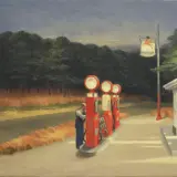 Edward Hopper, ein berühmter Maler, zeigt eine einsame Tankstelle mit roten Zapfsäulen und einem Mann, der tankt.