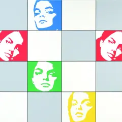 Pop-Art-Porträts von Gesichtern in Blau, Rot, Grün und Gelb auf kariertem Hintergrund.