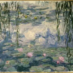 Claude Monet Seerosen: Ein impressionistisches Meisterwerk mit zarten rosa Blüten auf einem Teich, umrahmt von hängenden Weidenzweigen.