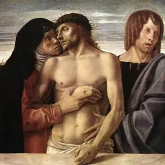 Eine Pieta: Maria betrauert den toten Jesus, gestützt von Johannes.