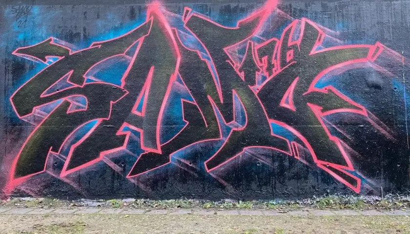 Graffiti-Sprayer finden: Profi-Künstler beauftragen & Kosten kalkulieren