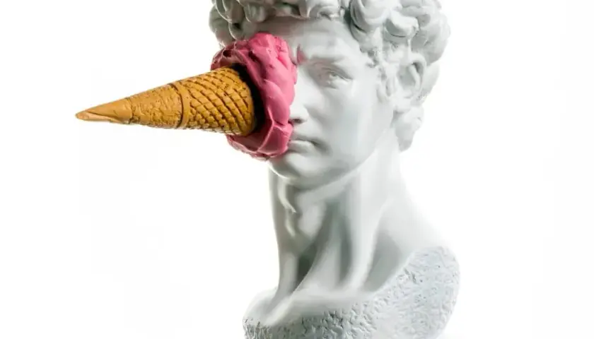 Pop-Art Skulpturen: Meisterwerke finden, kaufen & inszenieren