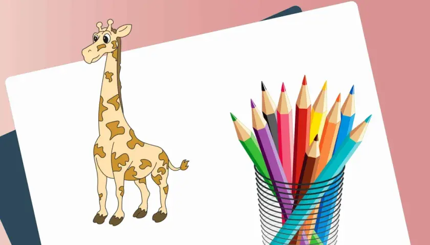 Eine gezeichnete Giraffe neben einem Glas mit bunten Buntstiften.
