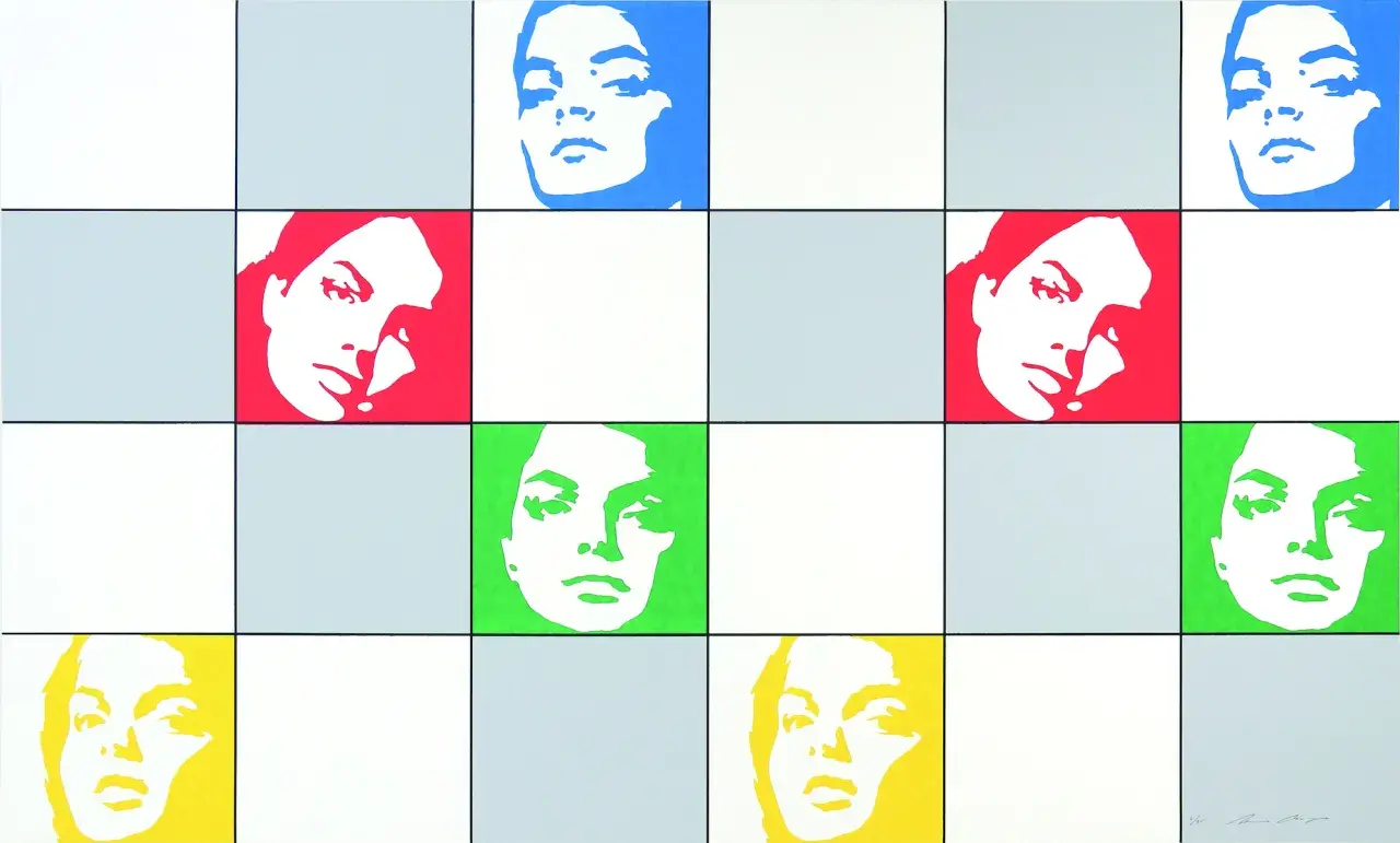 Pop-Art-Porträts von Gesichtern in Blau, Rot, Grün und Gelb auf kariertem Hintergrund.