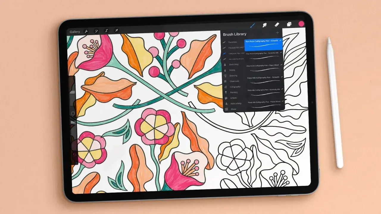 Digitales Malen mit Procreate auf einem Tablet. Bunte Blumenmuster werden mit verschiedenen Pinseln erstellt.