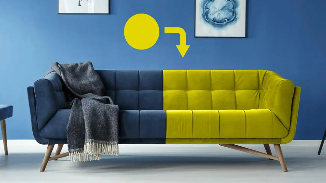 Ein Sofa, halb dunkelblau, halb leuchtend gelb. Ein gelber Pfeil deutet auf die Farbänderung hin, die durch eine photoshop change color of object-Technik erzielt wurde.